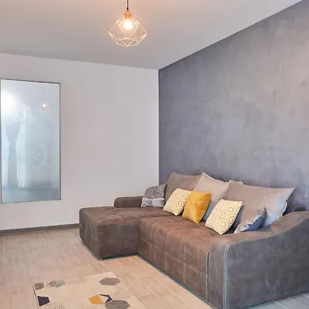 El Capitan - N Pool Resort, La Mare, 2 Apartament Năvodari