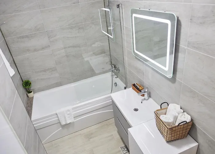 El Capitan - N Pool Resort, La Mare, 2 * Năvodari